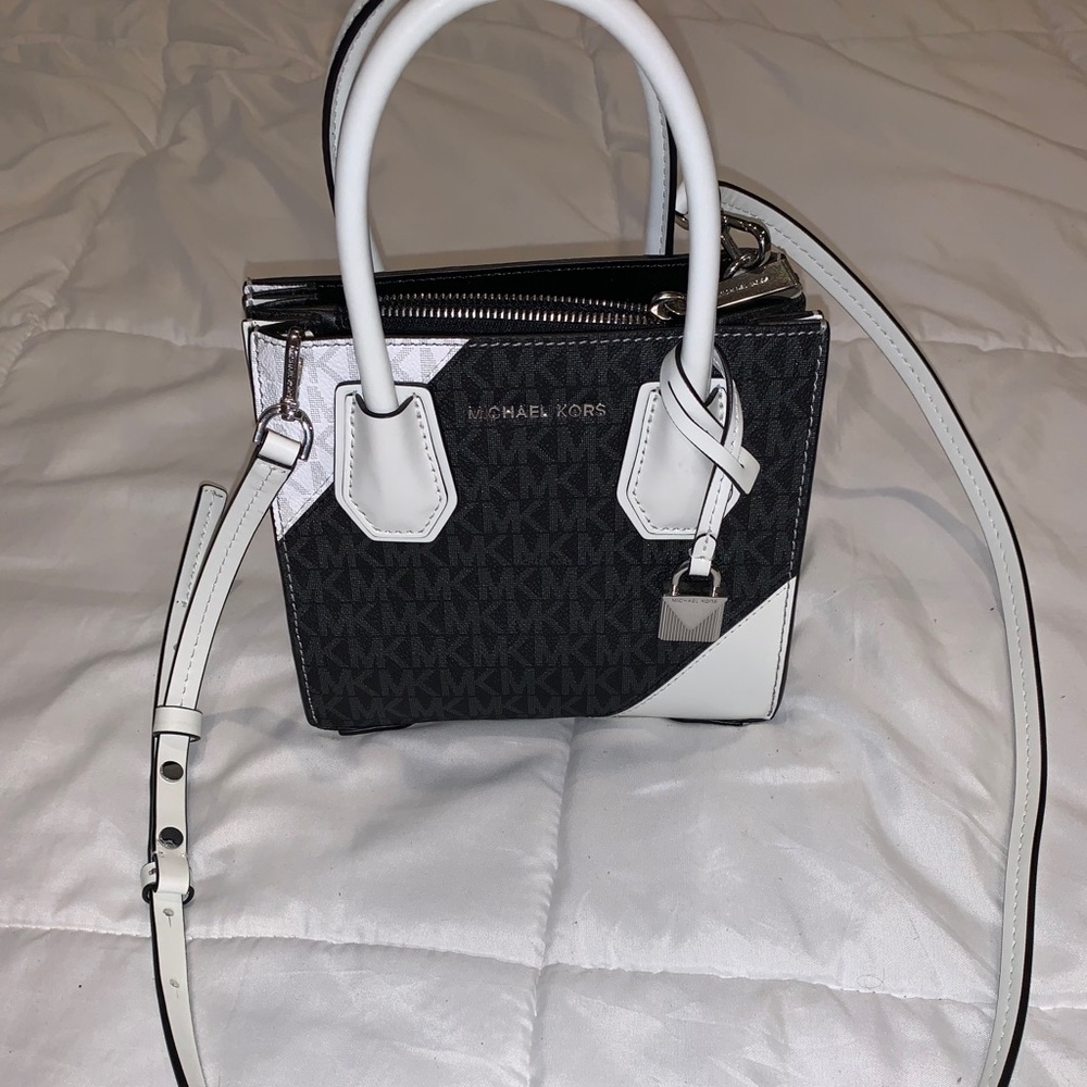 new michael kors purse